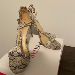 Size 11, Snake Print, 4.5 inches, Just Fab Heels, Only Worn Once